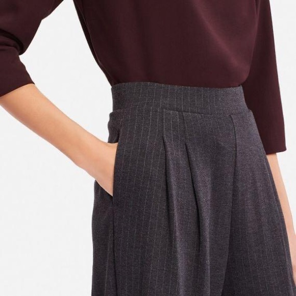 Uniqlo Ponte Wide Leg Pants - Picture 6 of 7